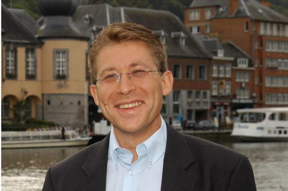 Benoît Bayenet succède à Robert Tollet à la présidence du Conseil central de l'économie