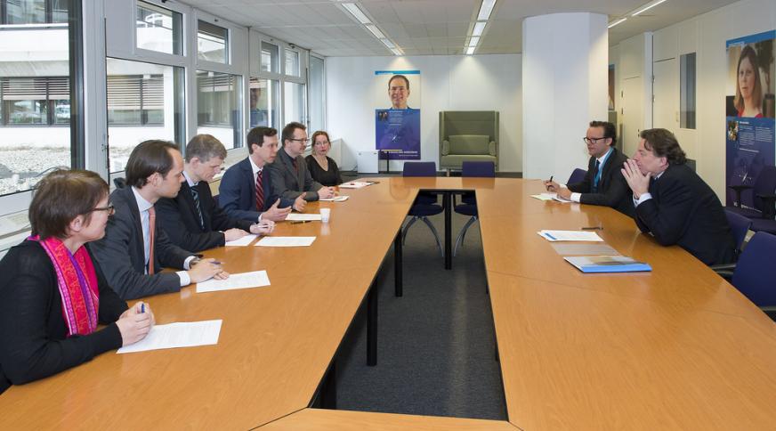 Informatie door de ondernemingen te verstrekken